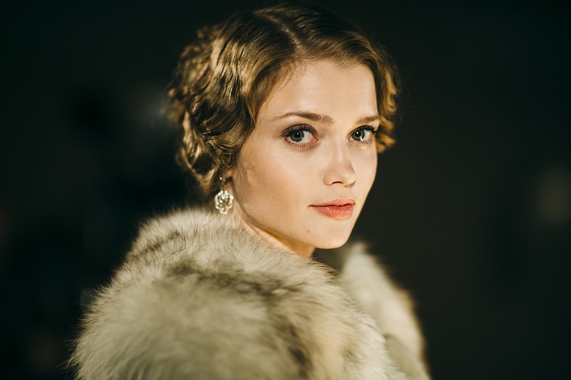 Алина Ланина кадр из сериала «Отчий берег»