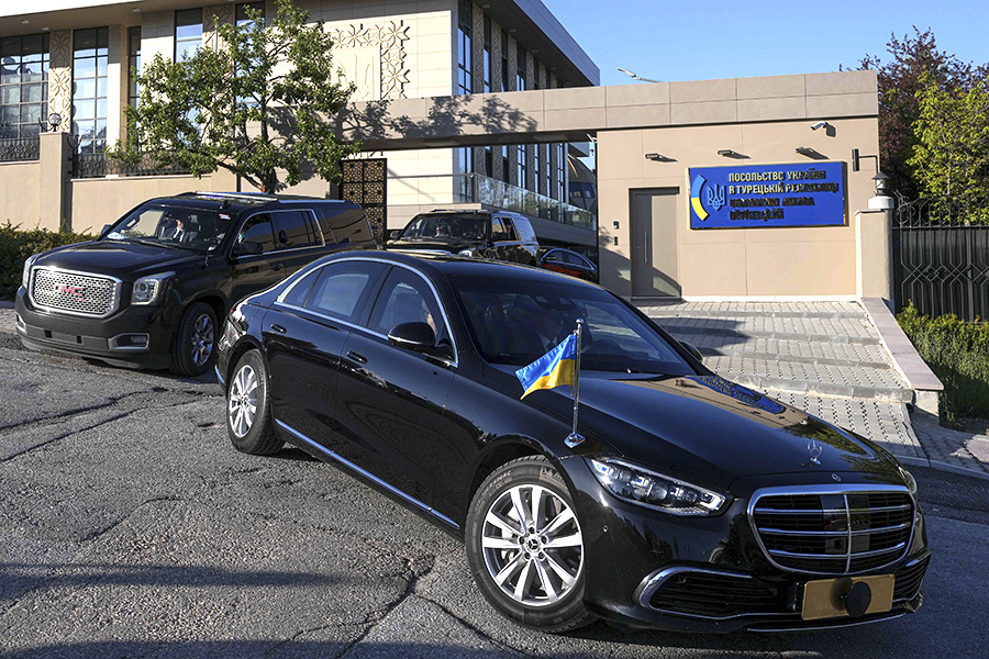    © Evgeniy Maloletka/AP/TASS