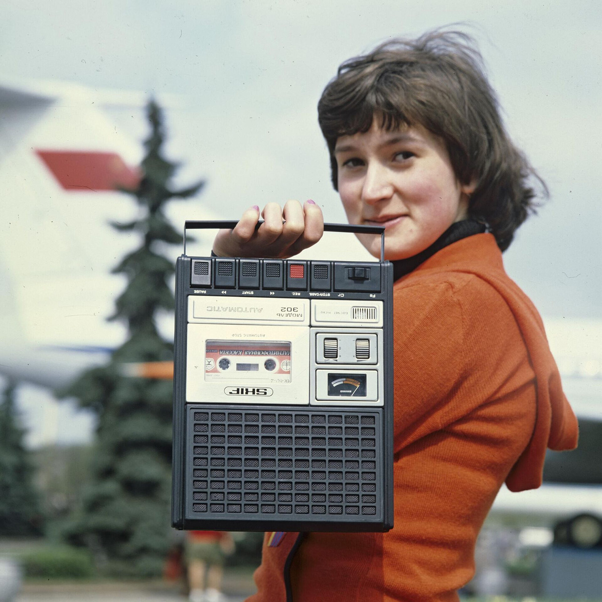 «Скиф-302» — кассетный магнитофон, выпущенный макеевским заводом «Скиф» в 1979 году
