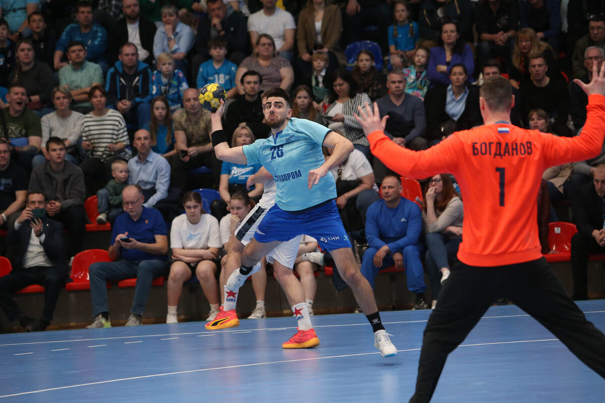    Никита Ильтинский на острие атаки "Зенита"