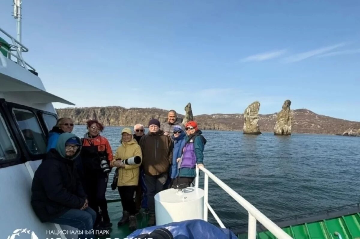    На Камчатке стартовала экспедиция на остров Медный для изучения песцов