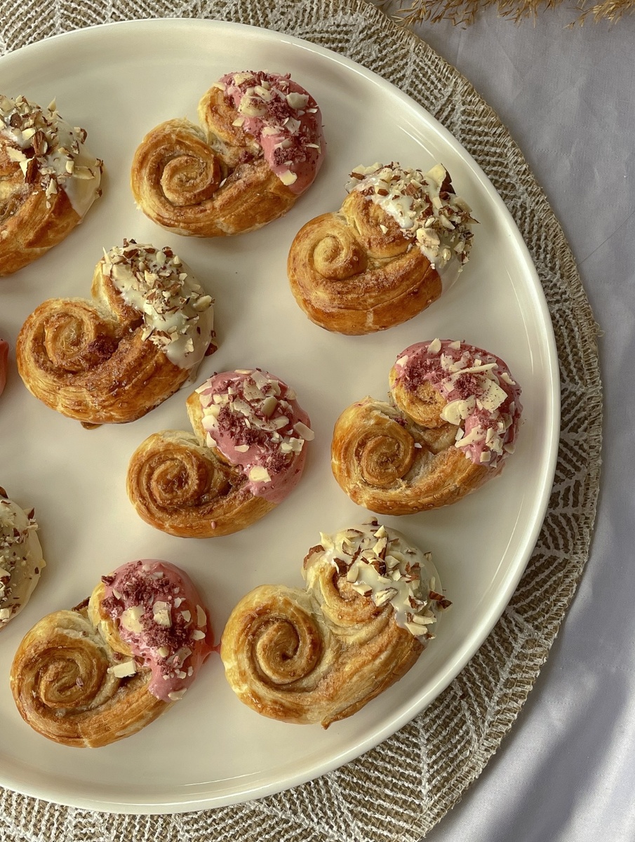 Печенье «Ушки» из слоеного теста