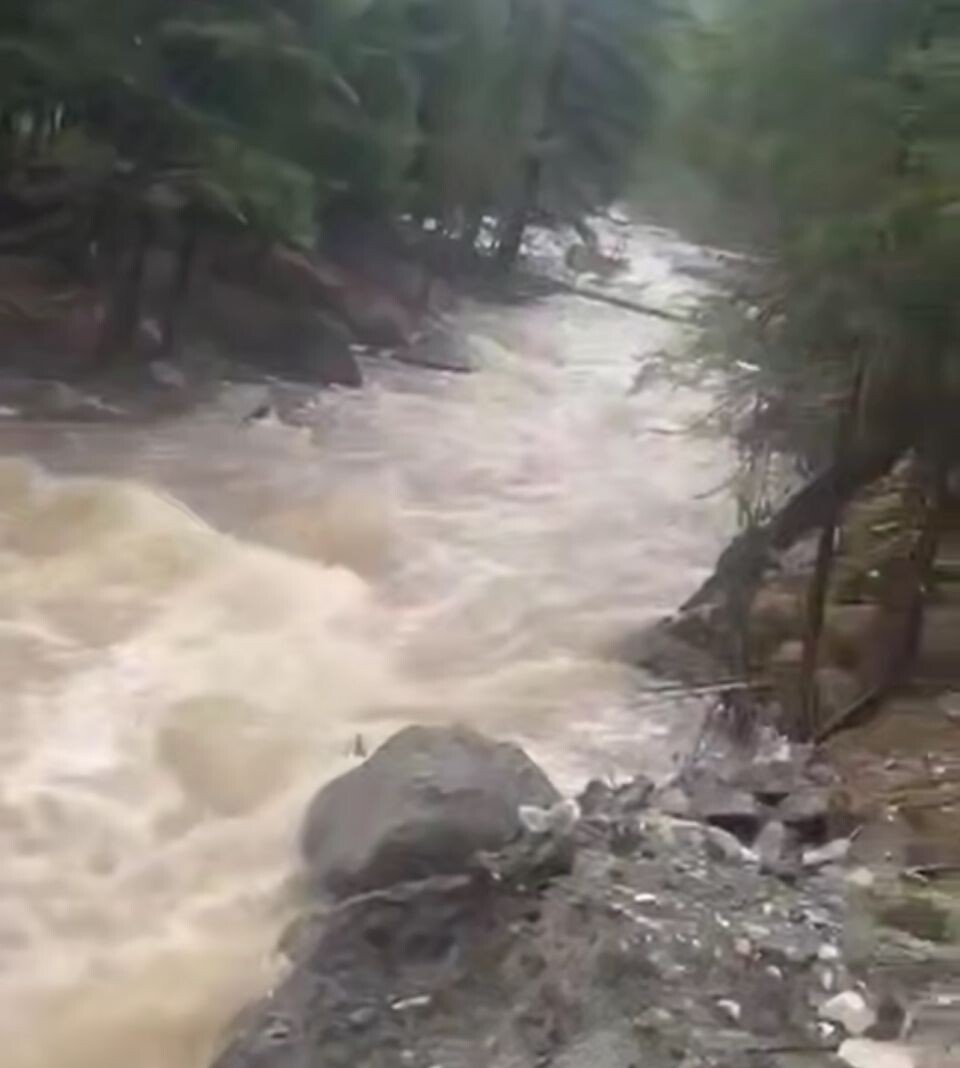    Паводок на Алтае. Источник: "Алтай: главные новости"