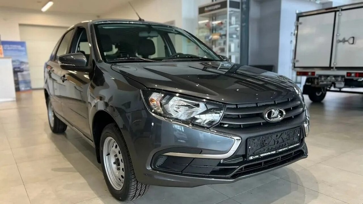 Фото заимствовано - https://auto.rambler.ru/navigator/54009750-dilery-raskryli-novye-tseny-na-lada-granta-i-niva-v-2025-godu/