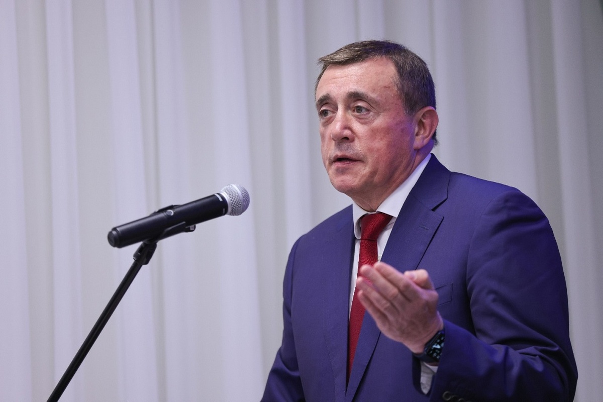 Губернатор Валерий Лимаренко представил отчет о деятельности регионального правительства за 2024 год.  Фото: Фото: официальный сайт Губернатора и Правительства Сахалинской области / sakhalin.gov.ru