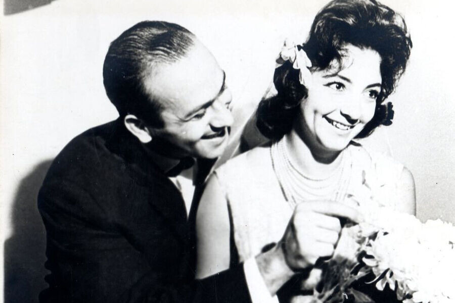 Бедрос и Виктория Киркорова в день свадьбы. Яндекс картинки. Свободный доступ.