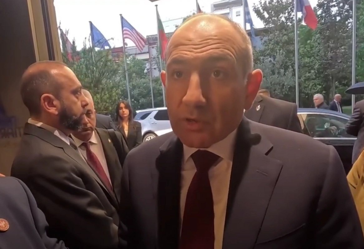 Премьер-министр Армении Никол Пашинян ответил на вопросы İctimai TV в Албании