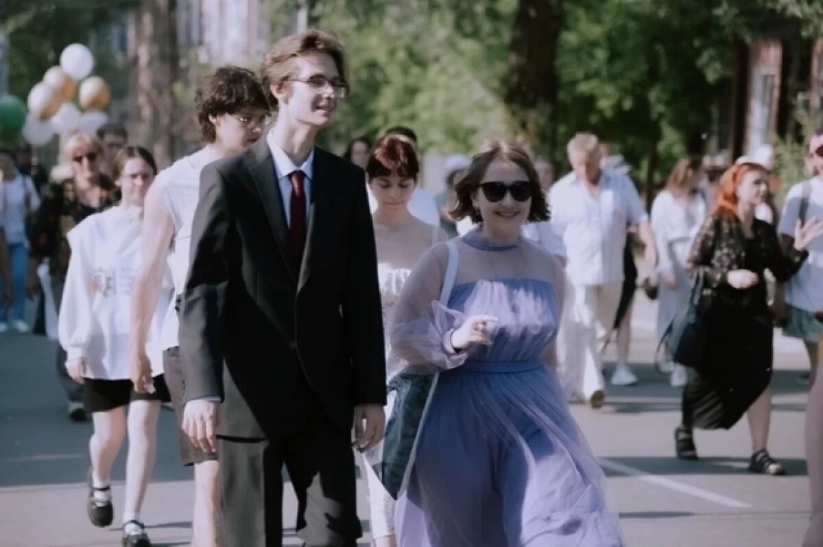    Сколько родителям придется заплатить за выпускной томских школьников