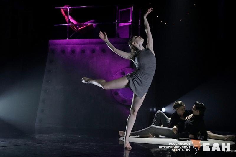    Спектакль «Молоко носорога». Хореография - Алексей Колбин; мизансцены - Григорий Лифанов. Премьера - 2024 г.