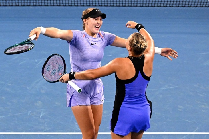 https://img.championat.com/s/732x488/news/big/f/s/probyutsya-li-mirra-andreeva-i-diana-shnajder-v-final-parnogo-australian-open-2025_17376573362013937067.jpg
