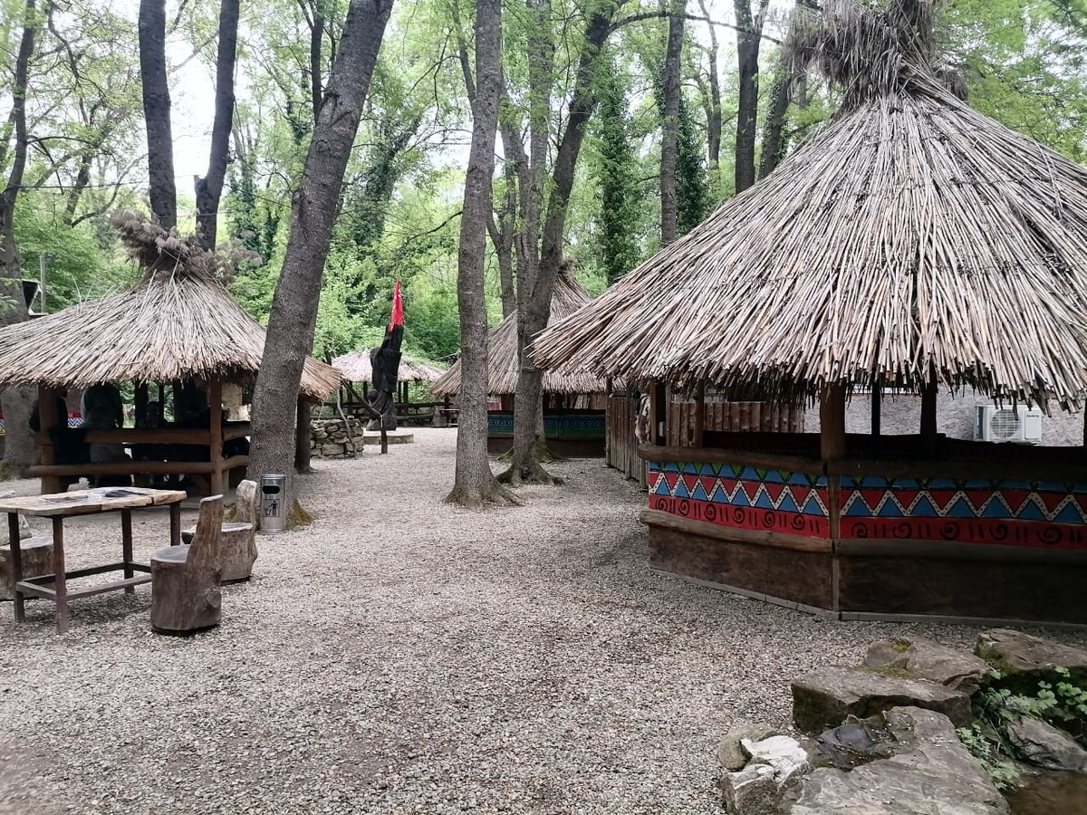 Африканская деревня. Фото автора