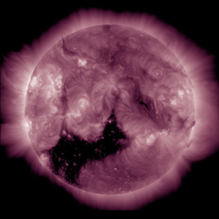   Корональная дыра на Солнце