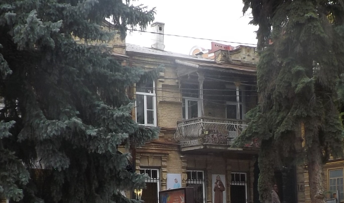 Ессентуки, раннее утро. Фото автора.