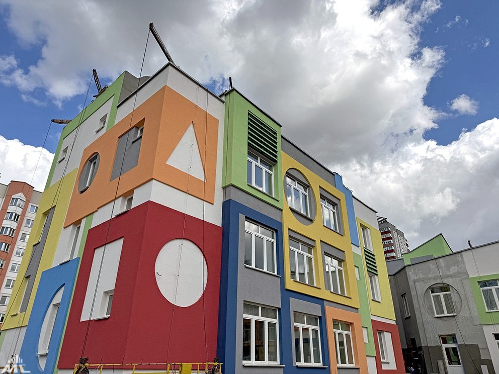 Листайте вправо, чтобы увидеть больше изображений