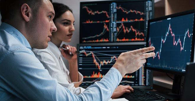 Как работают брокеры-мошенники: пошаговая схема