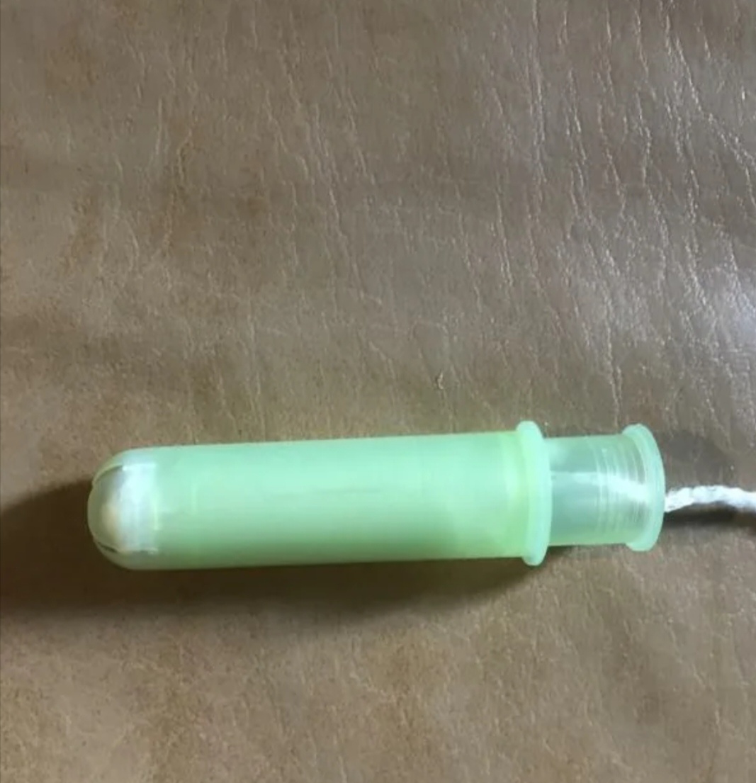 Такими аппликаторами самых разных цветов раньше была усеяна Вся ж/д Москва -Санкт-Петербург.фото носит иллюстративный характер и находится в открытом доступе 