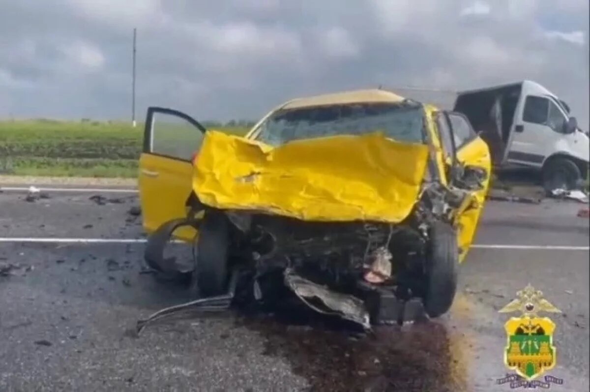    На Кубани водитель погиб, выехав на полосу встречного движения