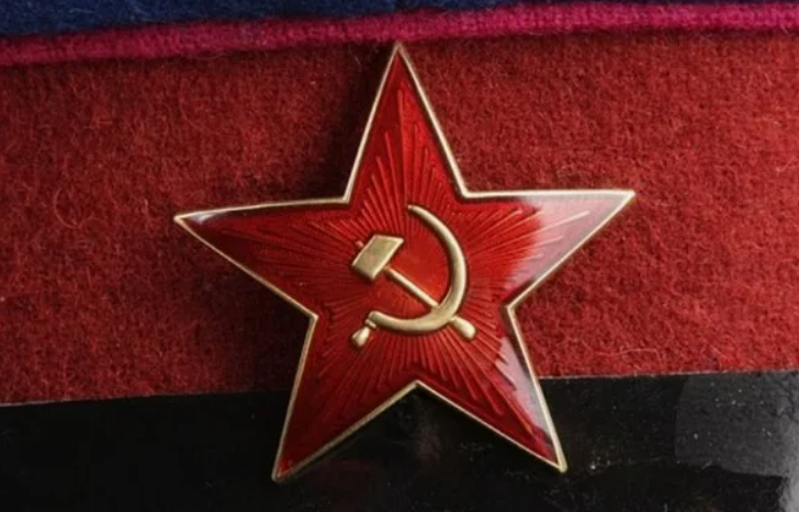 Красная звезда: Зачем большевики выбрали пентаграмму символом страны