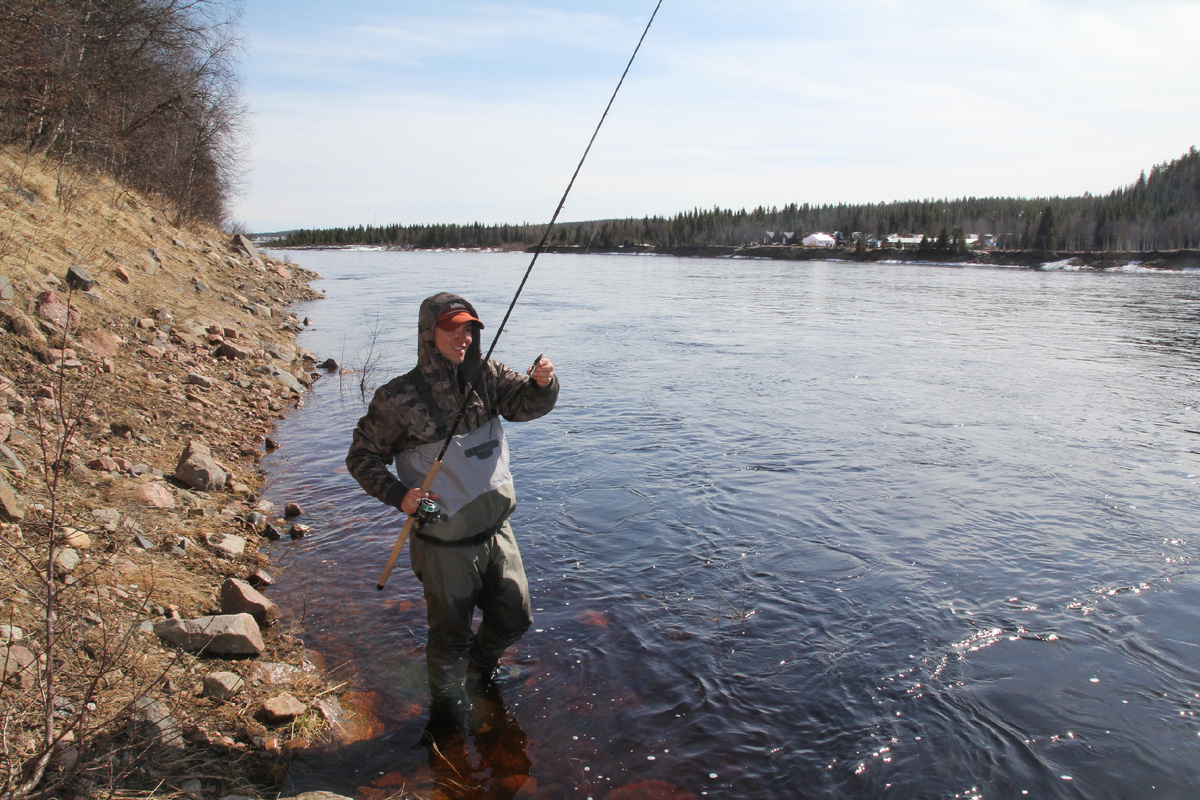  Река Варзуга в середине мая – Терский Берег Кольского полуострова.
