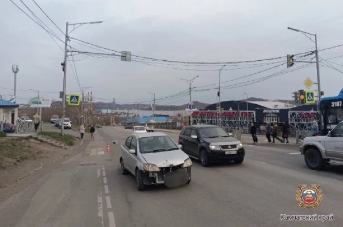    9-летнюю девочку на зебре сбил водитель Toyota Platz в Петропавловске