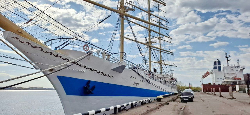 Парусник "Мир" прошел освидетельствование / Фото: РС  📷
