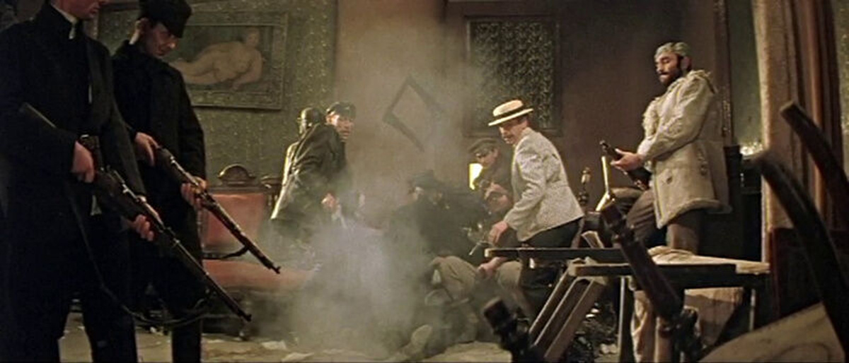 Кадр из фильма «Шестой» (1981)