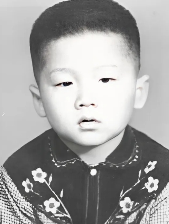 Jackie Chan в детстве