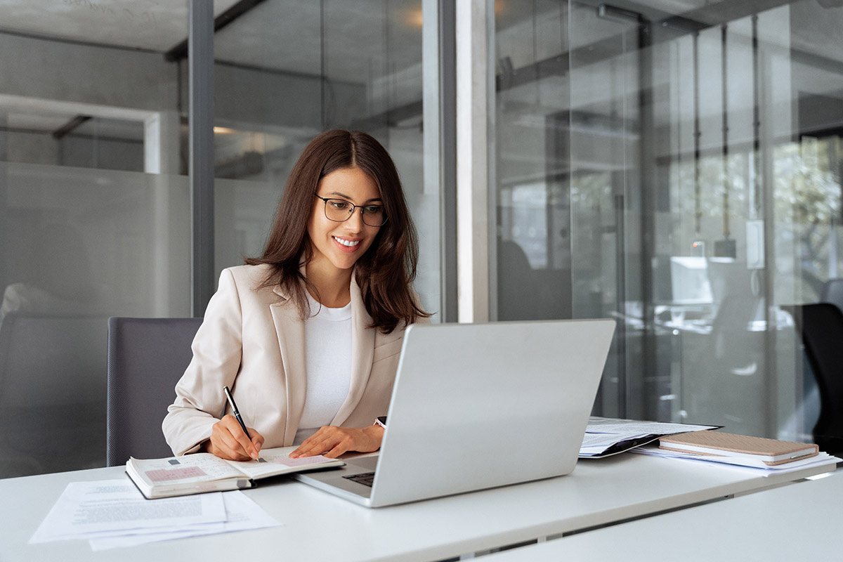 Кому-то DeepSeek заменил личного ассистента. Источник: Shutterstock📷
