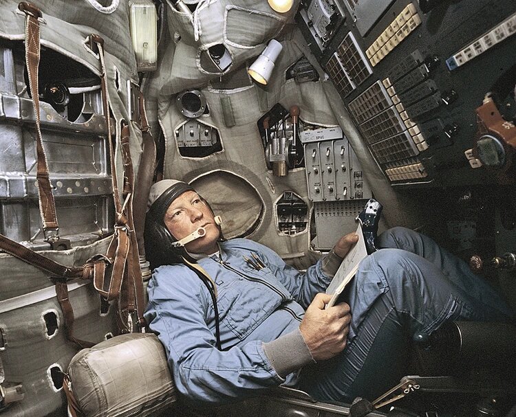 Игорь Волк возглавлял отряд летчиков-испытателей, тестировавших «Буран». Фото: Александр МОКЛЕЦОВ/РИА Новости