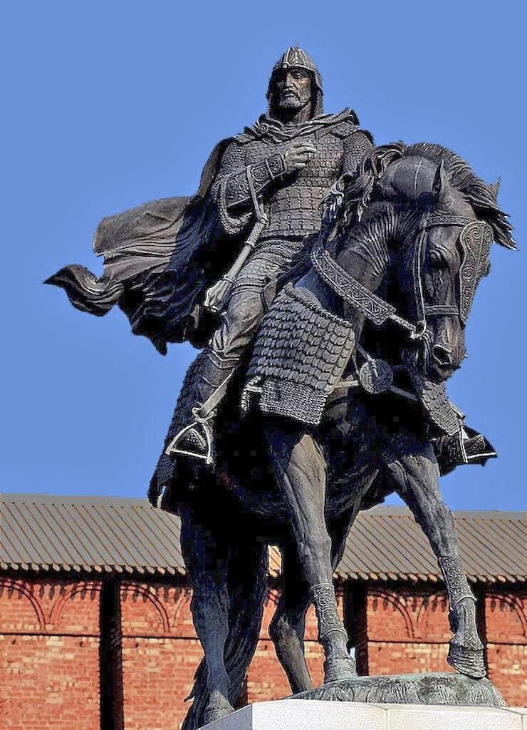 Дмитрий Иванович Донской памятник в г.Коломна