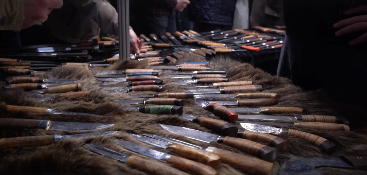    Фильм посвящён ножевому ремеслу, которое веками развивается в Павлове и Ворсме