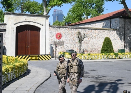    Переговоры без претензии на успех. Стороны слишком далеки от компромисса, всё решится на поле боя. Мнение Вадима Аввы