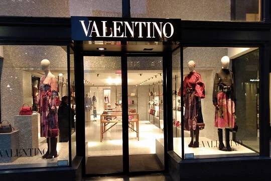    Valentino уличили в эксплуатации рабочих