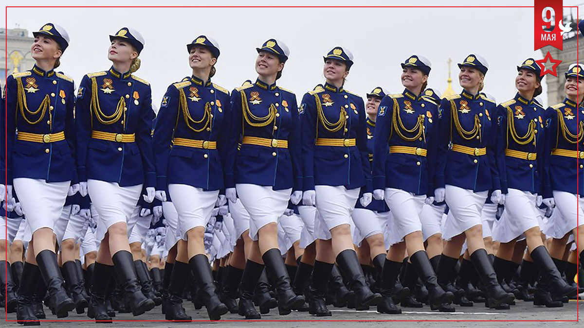 Строй женского парадного расчёта (фото из общедоступных источников)