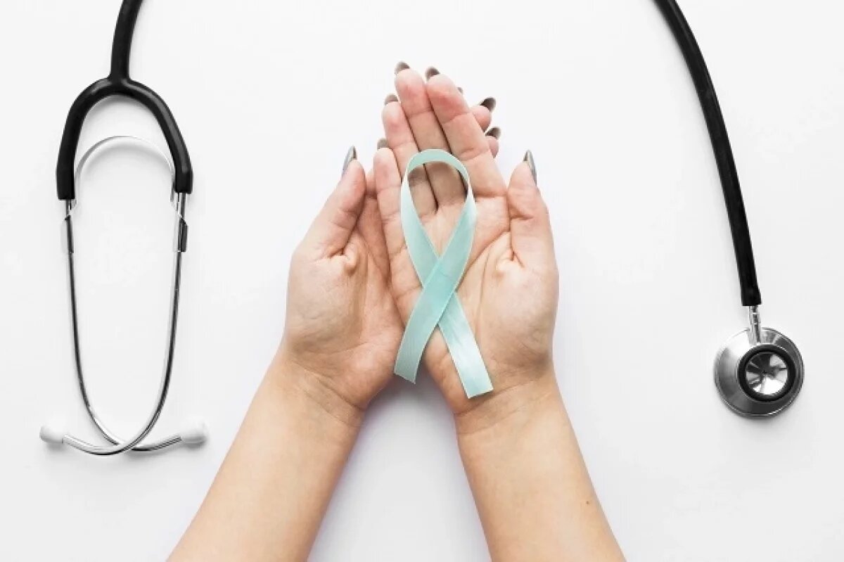    В России женщины в два раза чаще мужчин страхуются от онкозаболеваний