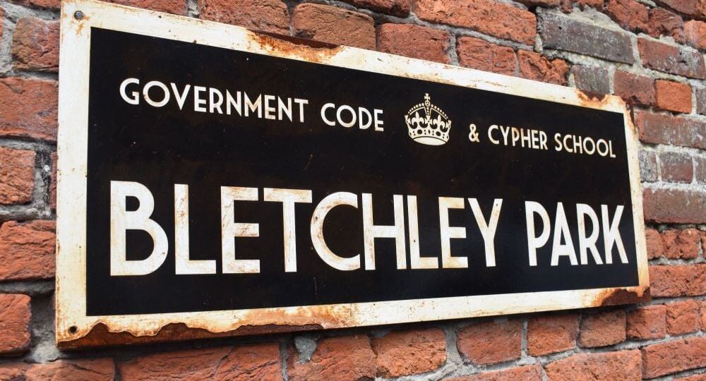 Блетчли-Парк: От аристократического поместья к тайному фронту Второй Мировой.