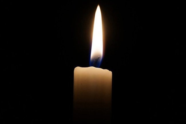    свеча/ траур