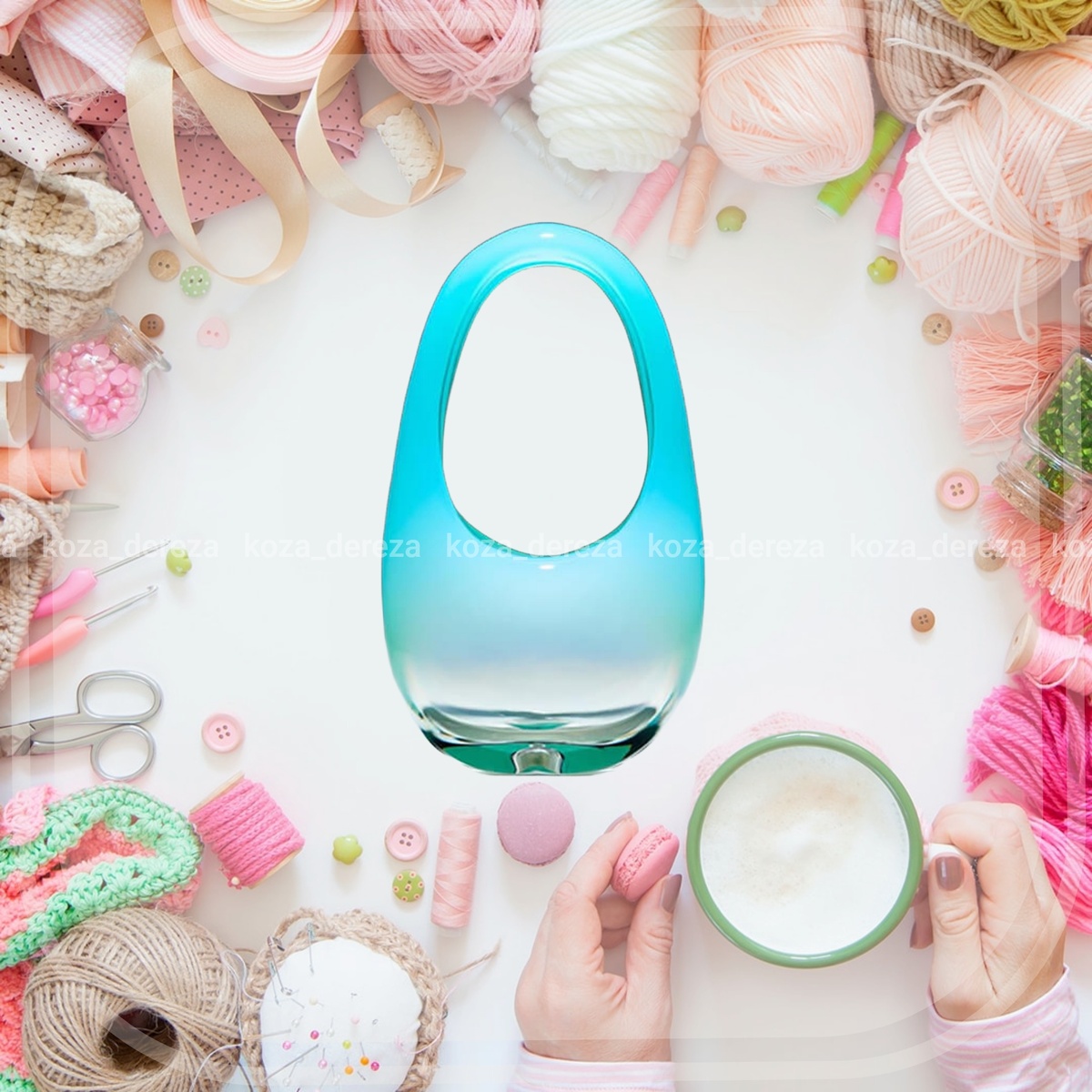 Одна из вариаций, прдеставленной сумки Coperni из наноматериала, фотоколлаж автора статьи