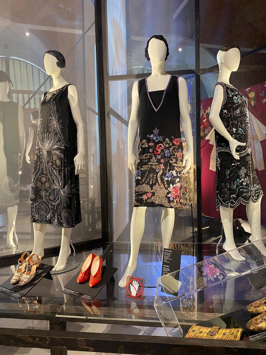 Фрагмент экспозиции "Упакованные грёзы", 2025. Официальная страница выставки - https://www.hermitagemuseum.org/what-s-on/iuhf34t5f7834tg349gj2g6?lng=ru  Фотограф-Анна Селиванова