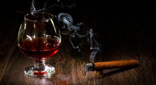 АРБИТР СОШЕЛ С ДИСТАНЦИИ 