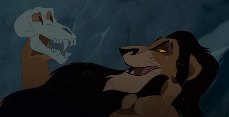 Даже сцена с Йориком присутствует.