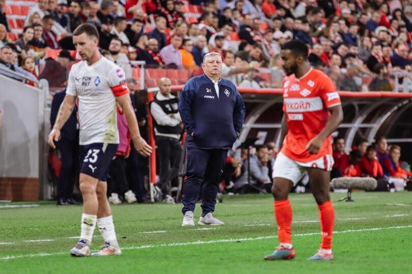     Исторически сложилось, что в домашних матчах против "Спартака" самарцы выглядят более уверенно: больше забивают и меньше пропускают, чем в Москве. Фото: телеграм-канал ПФК "Крылья Советов"