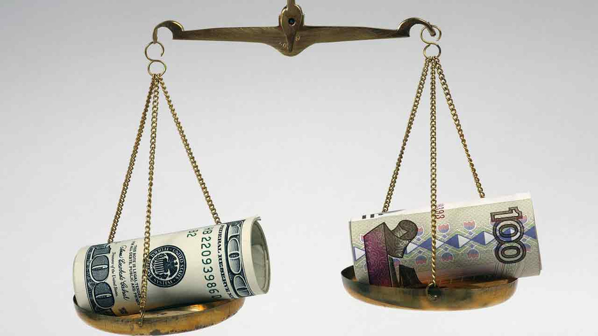 Рубль крепчает — спасены ли теперь рублёвые сбережения?