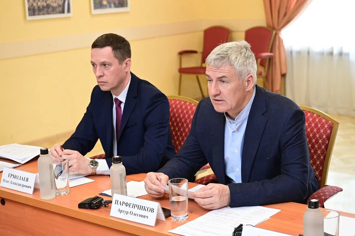    Совещание главы Карелии с представителями туристической отрасли в Сортавале. Фото: «Республика» / Сергей Юдин