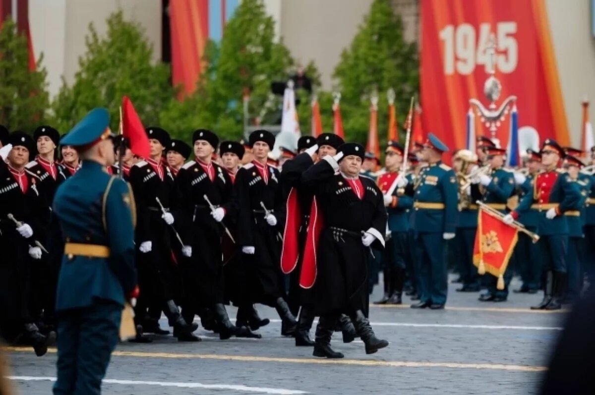    Около 10 тысяч казаков примут участие в военно-полевых сборах на Кубани