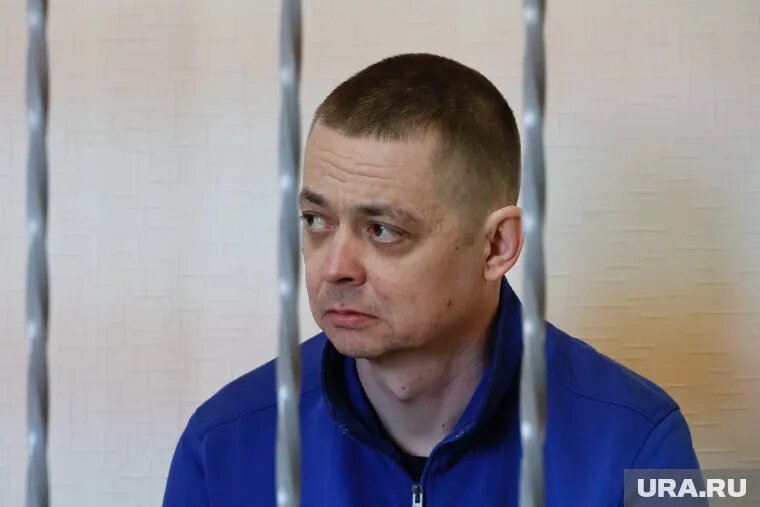 За замначальника отдела в Щучье Дмитрия Порядина вступились жители города. Фото: Екатерина Сычкова © URA.RU