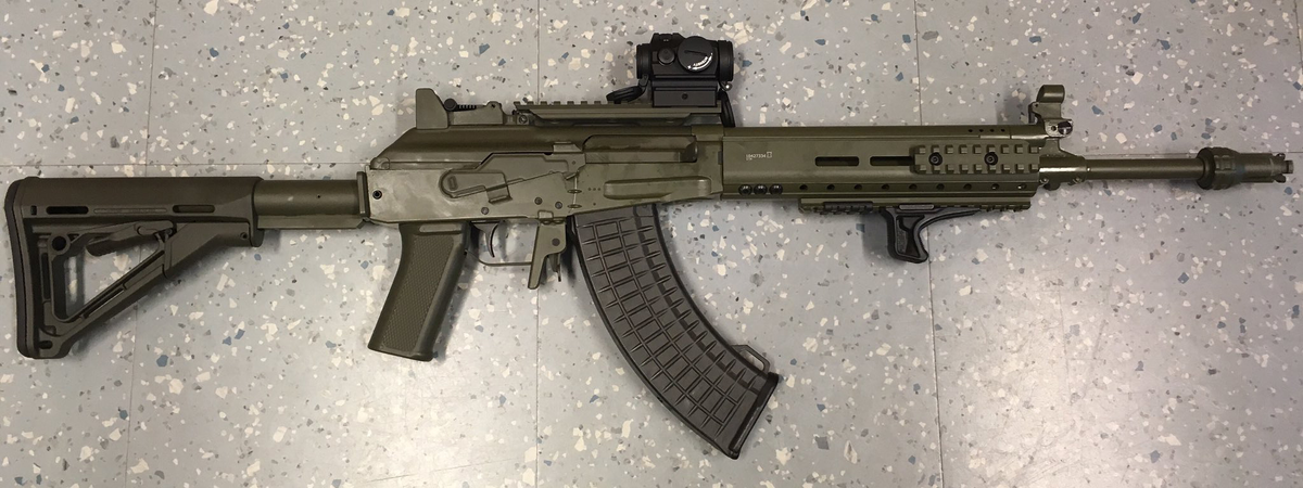 Модернизированный RK62M3. Если поменять цевье, то отличить от АК-12 образца 2018 года будет очень непросто