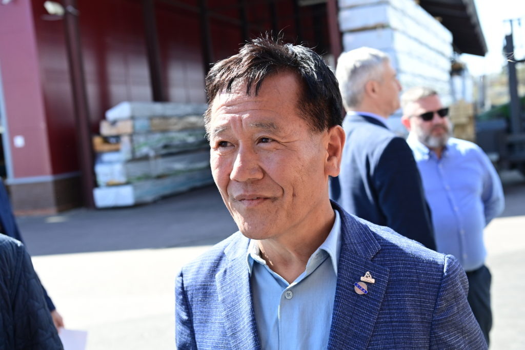    Председатель компании AsianRE Group Хан Сон Пак. Фото: «Республика» / Сергей Юдин