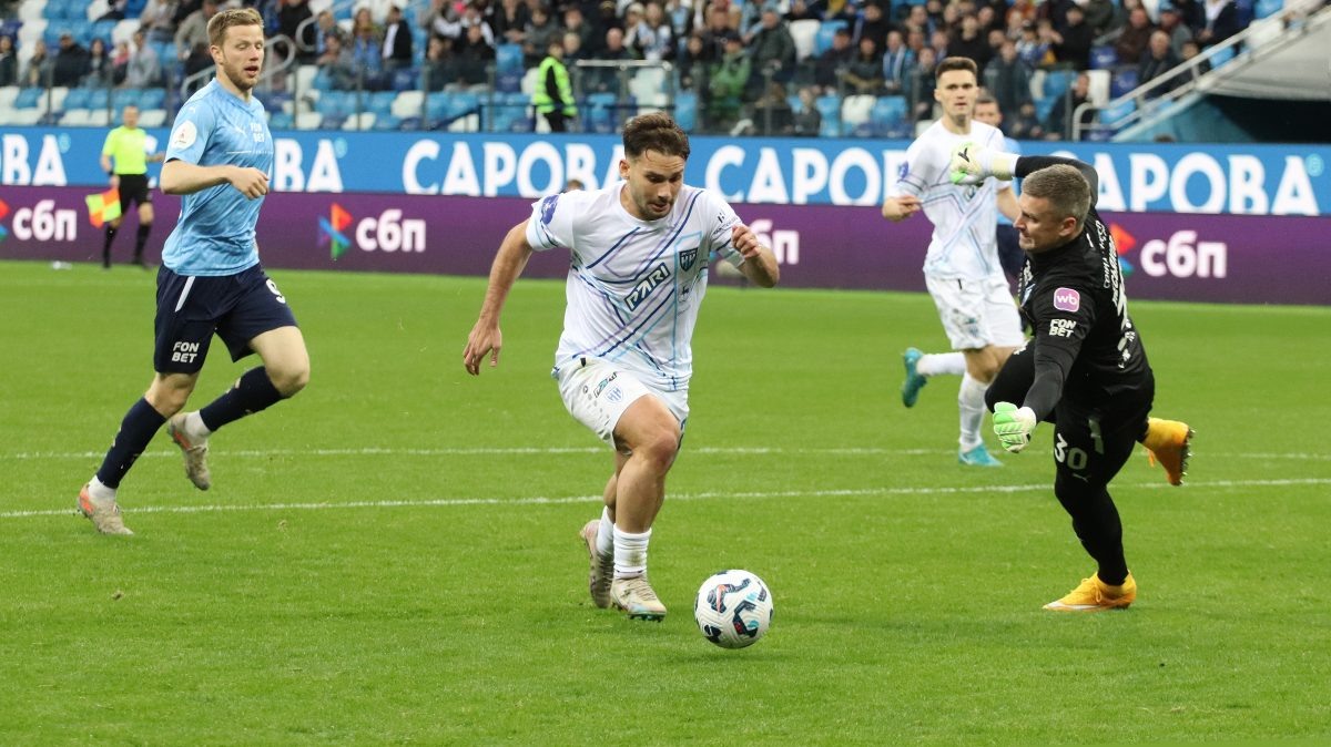    Хуан Боселли в этом эпизоде ушёл от вратаря самарцев Сергея Песьякова и сделал счёт 4:0