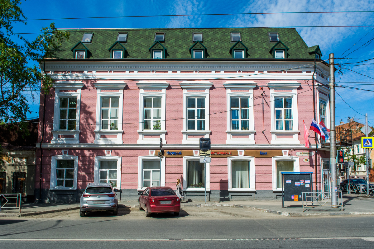 Фрунзе, 102 / Некрасовская, 36